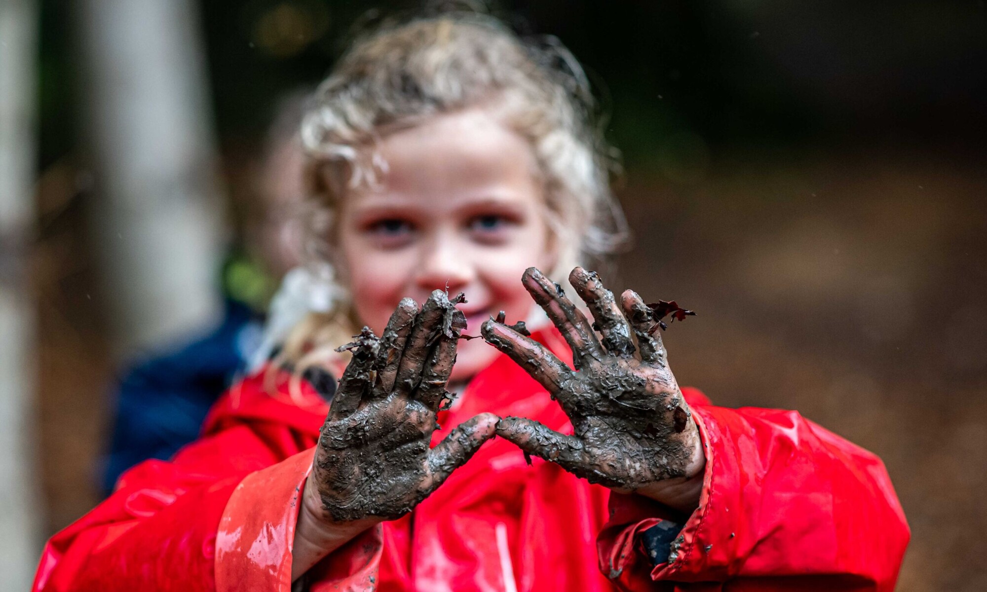 Greatwood Community Nursery & Primary School - Student Learning Outside